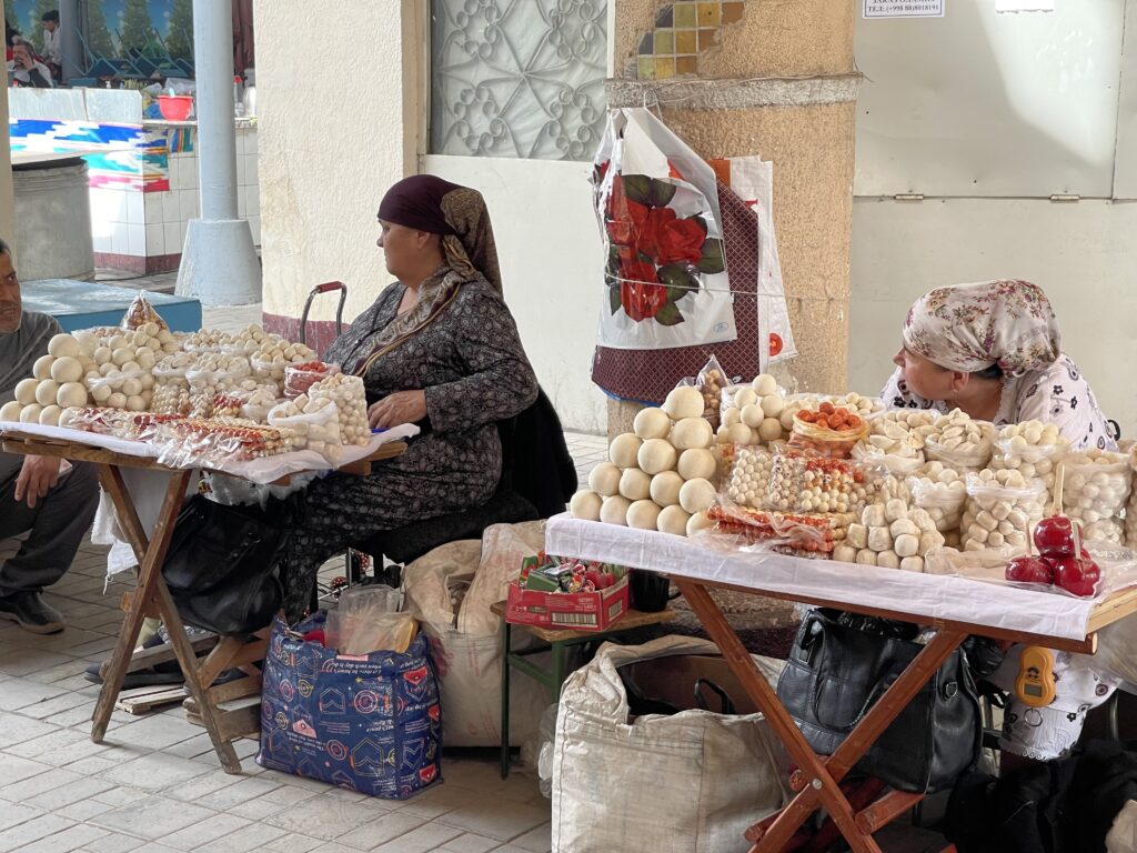 Hawkers selling Uzbek Kurt
